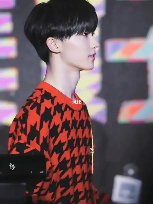 马哥的侧颜喉结绝绝子_马嘉祺_娱乐_明星娱乐资讯