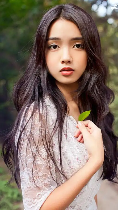 长发美女治愈系写真