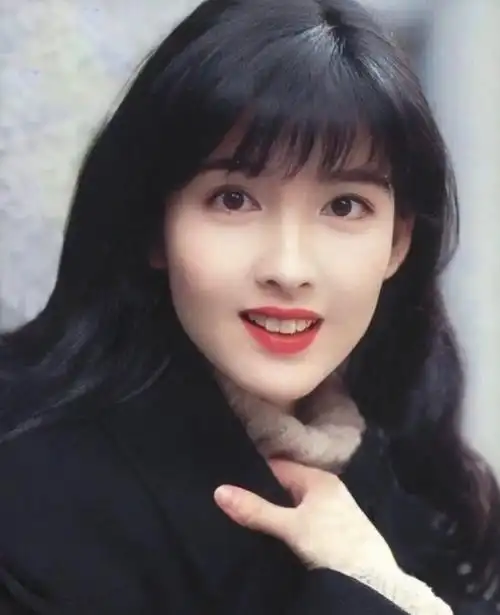 看了13位女港星年轻时的脸丝毫不用怀疑王晶黄霑这些人的审美