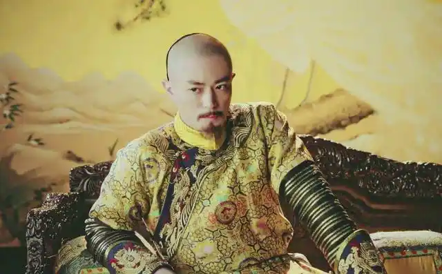 演员霍建华饰演的乾隆帝