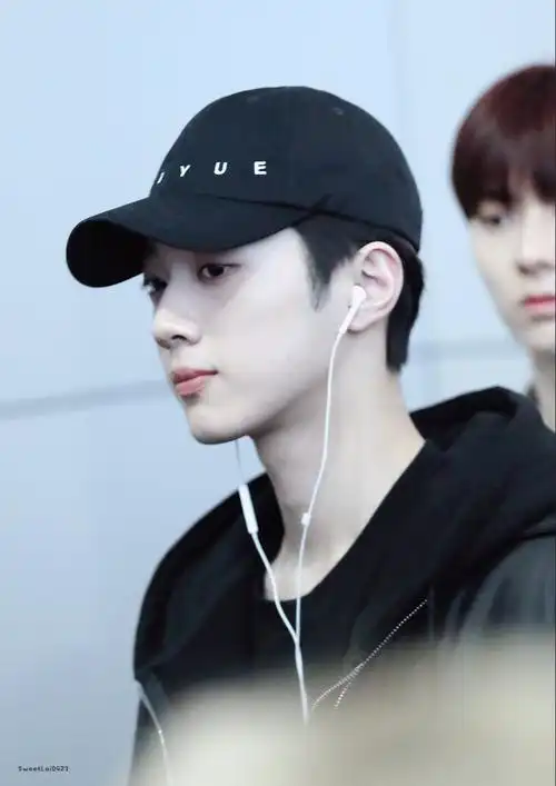 赖冠霖 cr.logo-堆糖,美好生活研究所