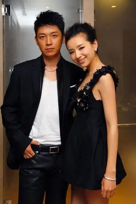 回顾:看似没交集却曾深爱过,这6对明星情侣,让人"意难平"