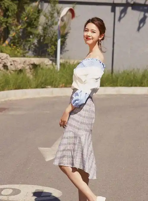 看来对于女明星来讲,身高太高,也限制了戏路啊!