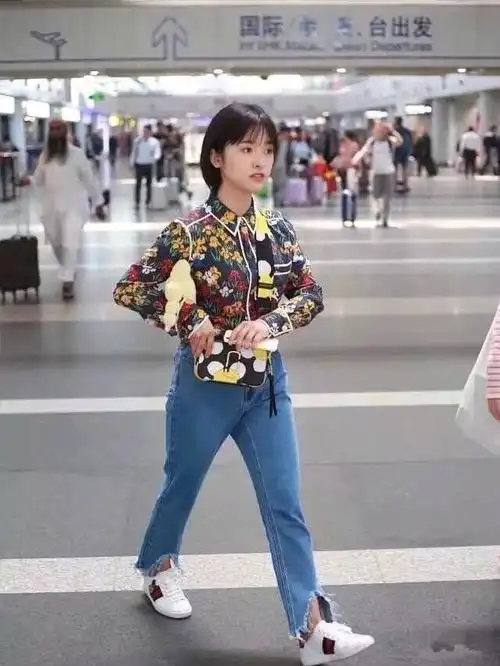 沈月1米6的身高却被说像1米4小s1米58的像1米78娱乐圈身高真是谜