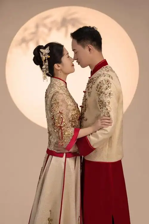 中式婚纱照 最后一套#秀禾喜嫁 (刷屏96不要嫌我烦哈哈哈 - 抖音