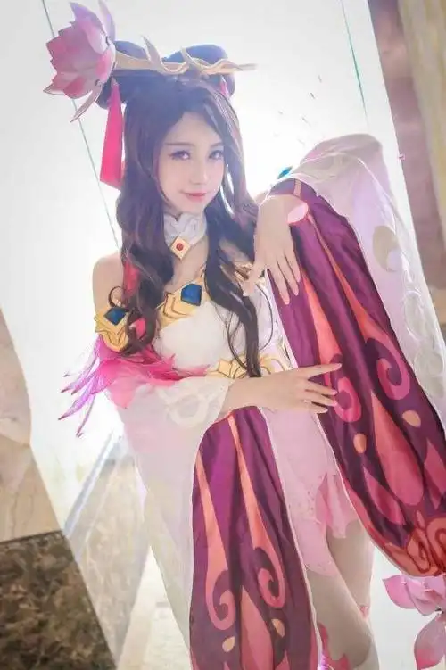 王者荣耀貂蝉cos超喜欢的小姐姐养眼照