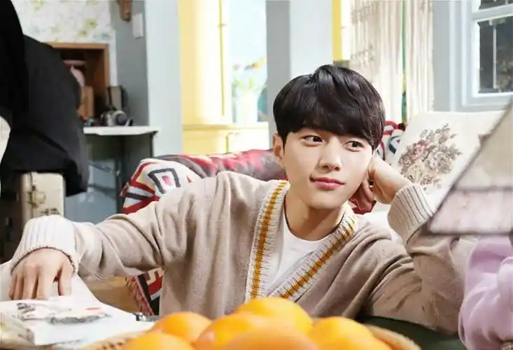 6位韩星今年或明年必须无条件入伍,禹棹奂,朴宝剑,张基龙等_外貌