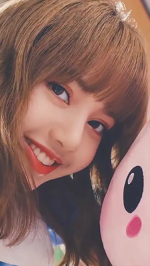 lisa 女神  神仙颜值 盛世美颜 太美,太可爱了 治愈系 blackpink