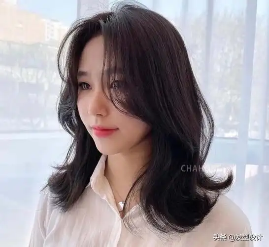 中长发型设计图片大全(今年流行的从短到长发型推荐50款)(40)