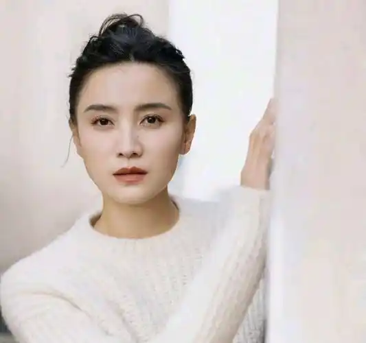 看《纵有疾风起》里宋佳和张瑶就懂「连载」_烁冰_女人_未婚夫