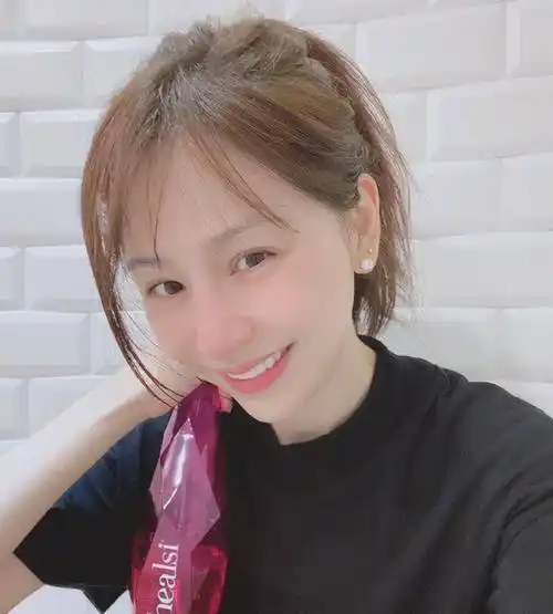 从一线女歌手到查无此人大红大紫的王心凌为什么消失了