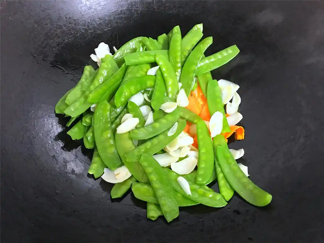 过年家宴素菜,是菜也是药,祛热清肺,对皮肤好,女人要多吃