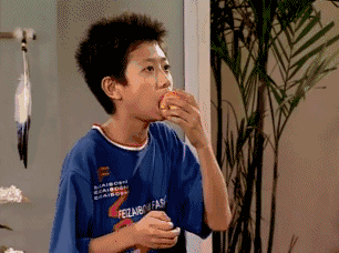 张一山的演技在《家有儿女》中就崭露头角.