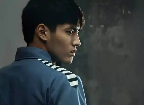 都美竹写手倒戈吴亦凡,发长文翻车被骂,透露吴亦凡六年半后出狱|乐器|