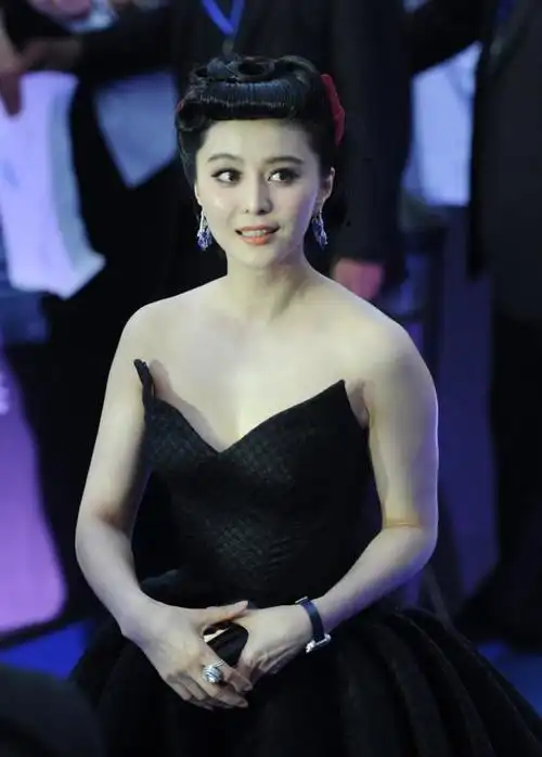 范冰冰红毯集合越来越优雅