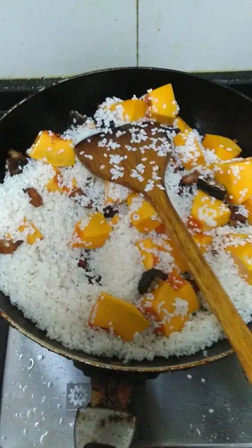 咸米饭的做法