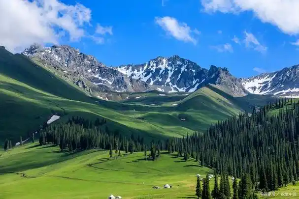 和朋友去新疆天山旅游一次大概多少钱,7天游详细攻略 建议收藏