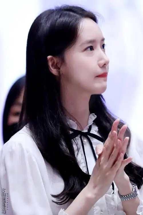 chunyoon0530更新林允儿相关一则2023 2022 2021 2020的八月林允儿