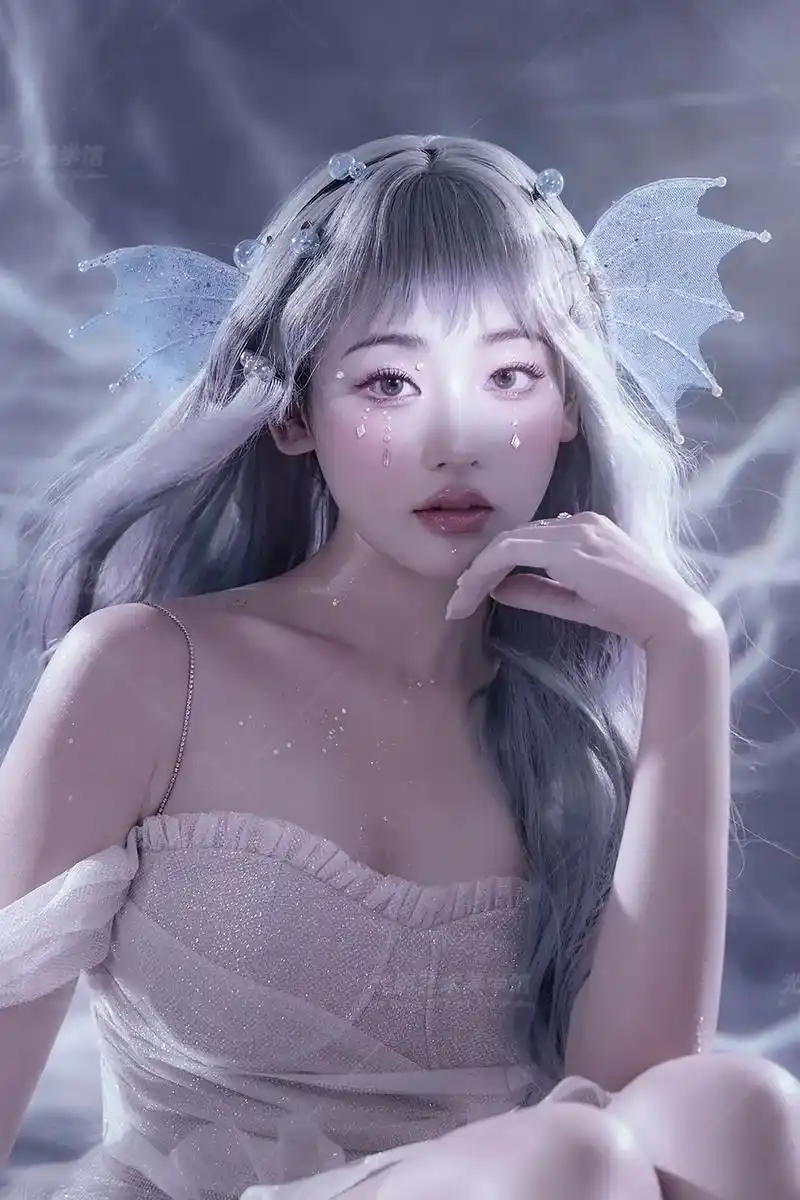 "等桃子腐烂 等大海变成克莱因蓝"#写真 #纯欲天花板 #少 - 抖音