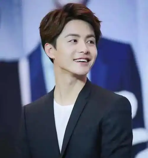 马天宇要退圈?5岁目睹母亲离世,父亲去世遭嘲讽,弟弟不知去向