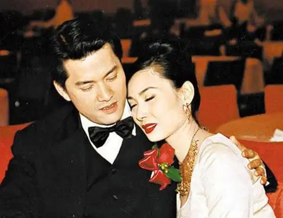 回顾邝美云:两次拒绝嫁给千亿富豪,感情遭背叛后,自己成了豪门