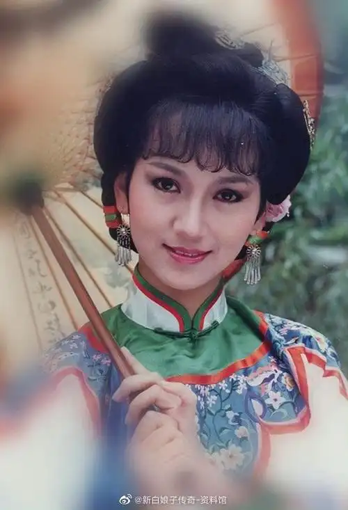 赵雅芝撑伞梦回白娘子##赵雅芝白娘子撑伞即视感