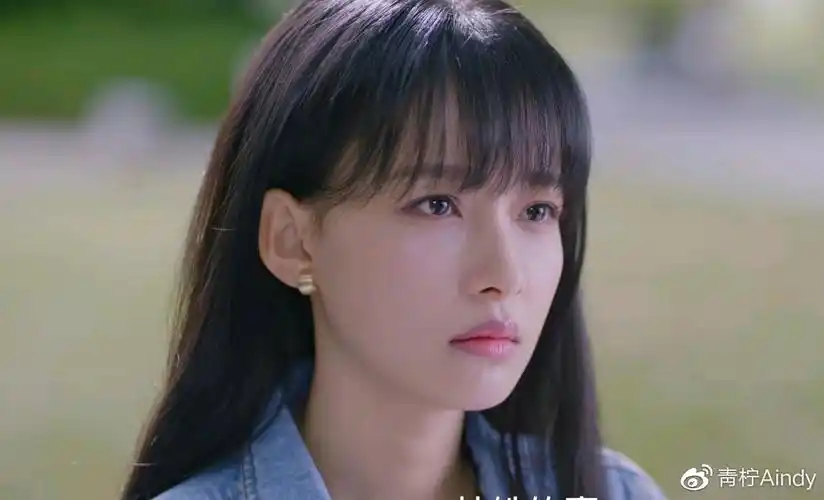 林皓,只是故纸堆里的灰烬,夏颜何必单恋一枝花,在一棵树上吊死?