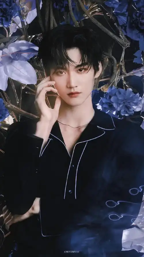 周柯宇超话会掉落q版周柯宇##今天是周柯宇出道三周年