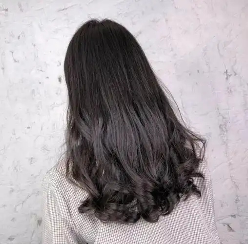 适合第一次烫发的妹子"发尾烫"
