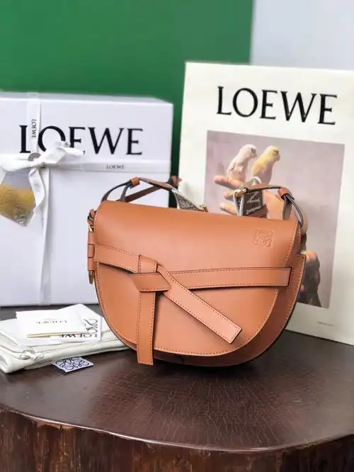 罗意威loewegate新款马鞍包单肩包斜挎女包