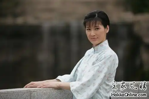 持续关注下南洋央视热播童蕾佟大为诠释客家精神