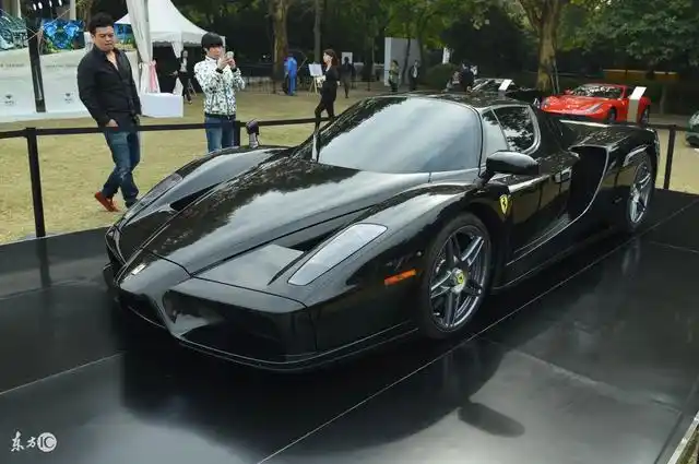 30万车和10万车开起来有什么不一样?网友:贫穷限制了我的想象