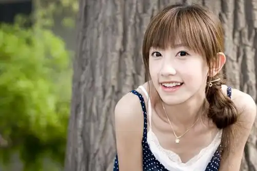 肤色自然 索尼a700 70-300g实拍清纯mm