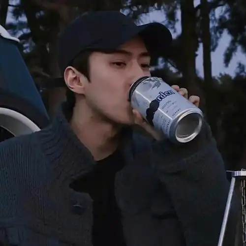 姐妹们要的吴世勋高清头像来了