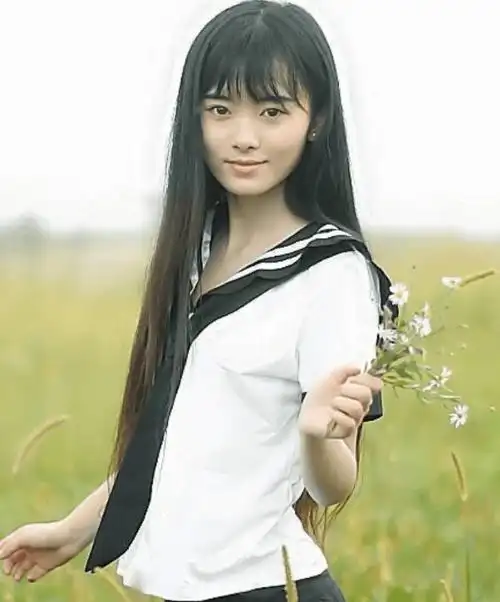 鞠婧祎出道前比赛照片(鞠婧祎未出道前旧照曝光)