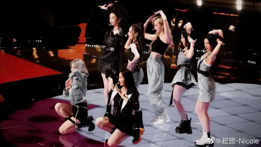 硬糖少女bonus周年季第6期收官硬糖少女庆祝周年生日