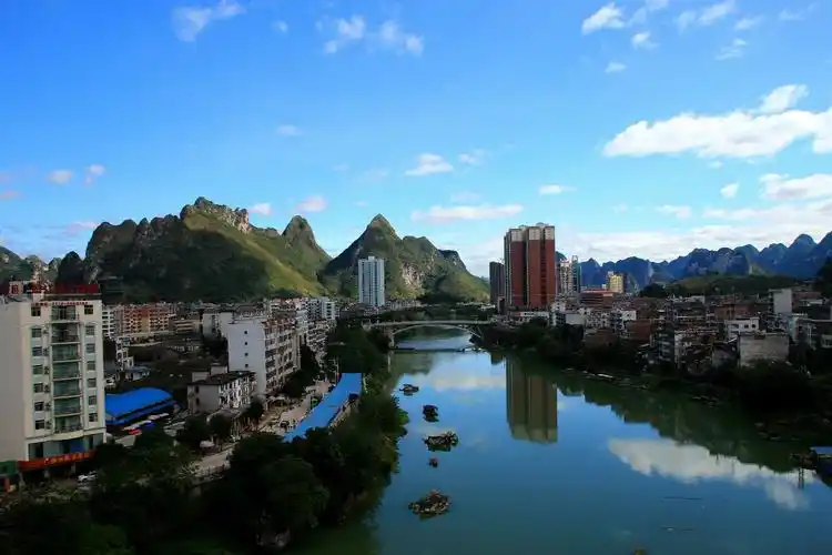 广西壮族自治区河池市宜州市塘中路42号