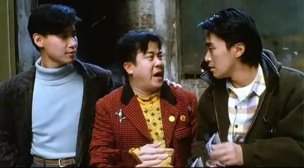 同是吃盒饭镜头把阮经天和周星驰周润发放一起看差距就出来了