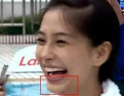 2岁小海绵正面照流出,妈妈坚称自己没整容,网友:我们又不傻!