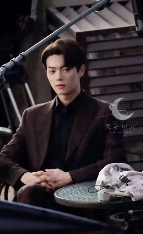 26娱瓜:王一博肖战朱一龙许凯杨超越丁禹兮刘学义王俊凯蔡文静_活动