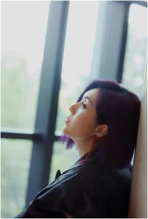 杨千嬅加盟《我们的歌》 首发舞台演绎经典《偏偏喜欢你》