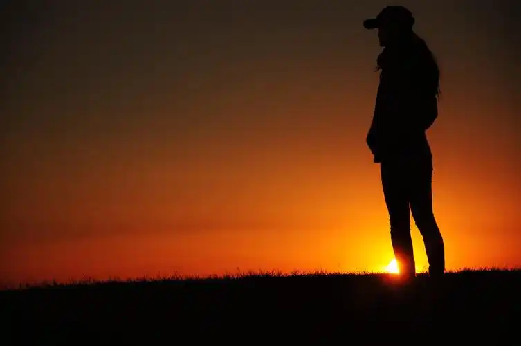 夕阳下的剪影保证看了不后悔哦!技艺分享