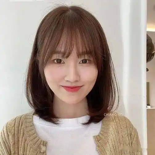 "中短发内扣"减龄修颜,很适合夏天_发型_中国_形象