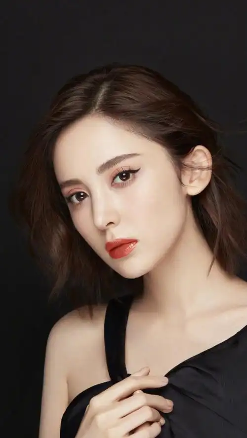 古力娜扎经纪公司经纪人怎么联系热点长津湖的彩蛋是什么