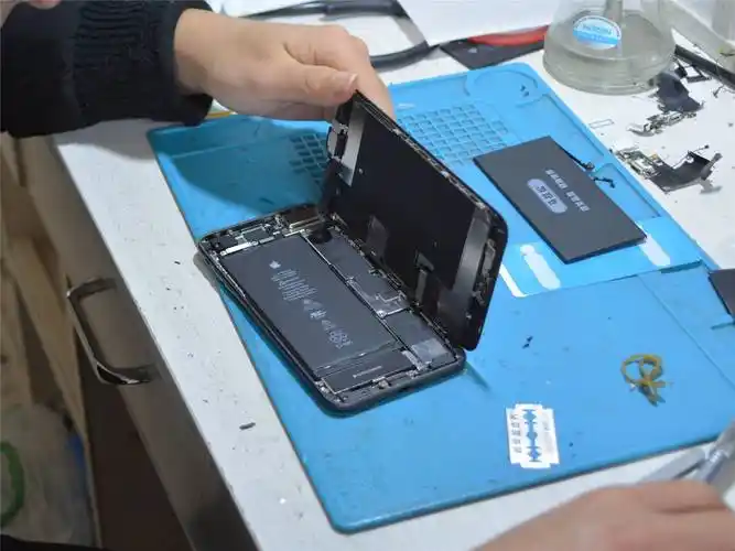 8p换电池多少钱实战iphone8plus换电池