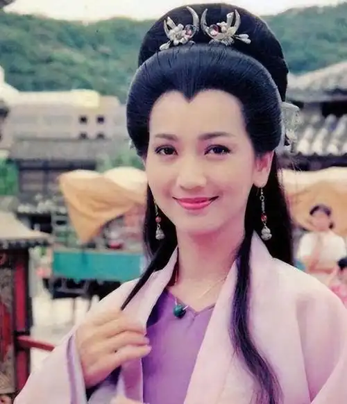 26岁全身溃烂不治而亡,被全家8口"吸血"多年|徐婷|病房|赵雅芝|白素贞