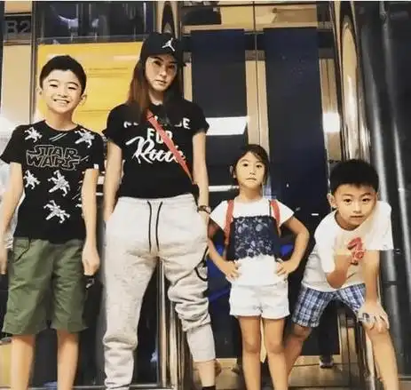 张柏芝自曝生三胎原因,疑变相夸三胎生父是灵魂伴侣 ,仍渴望被男人爱