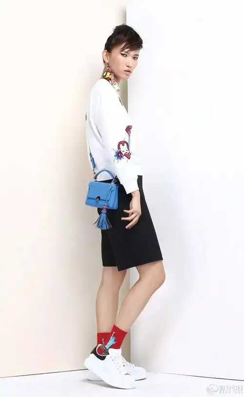 上瘾女主金璐璐其实是超模