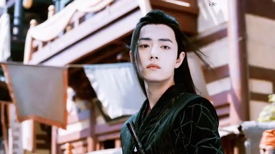 肖战丨回眸一笑百媚生