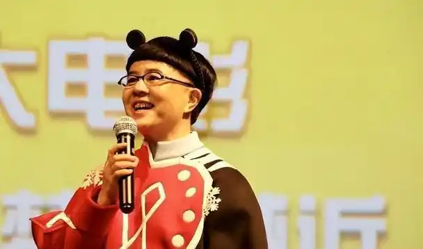 消失的7位少儿频道主持人,鞠萍老态龙钟,红果果绿泡泡儿女双全